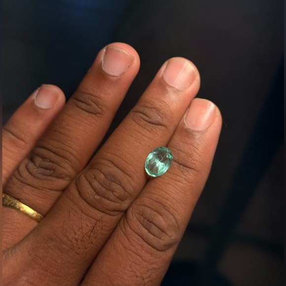 2.34 CT Natural Colombian Emerald - IGI Certified